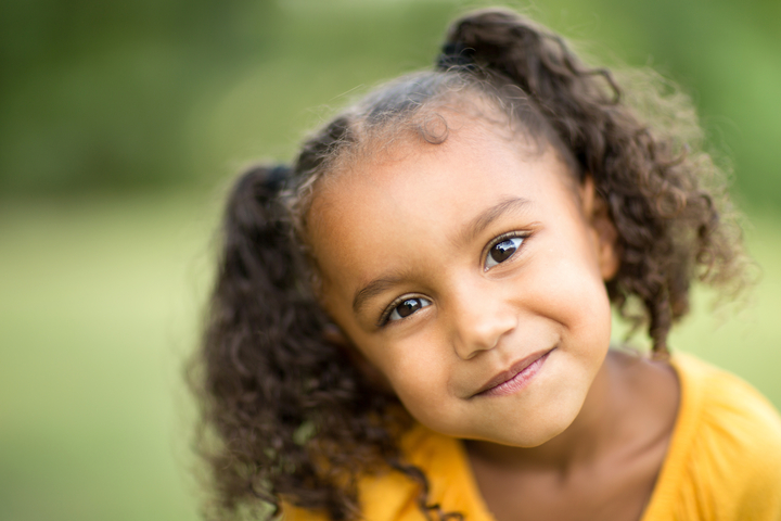 Penteado infantil para cabelo cacheado, crespo e ondulado