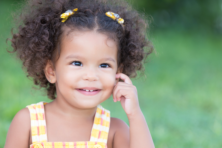 Penteado infantil para cabelo cacheado, crespo e ondulado