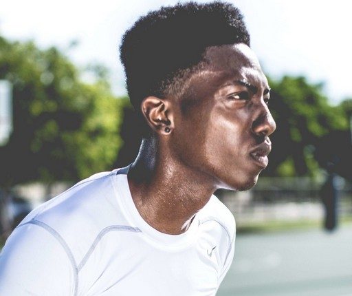 Corte de cabelo baixinho masculino