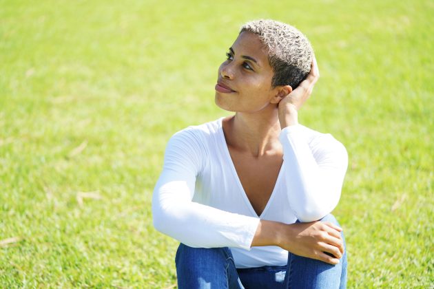 Foto 04 630x420 - Buzz cuts com fade em cabelos crespos e cacheados: estilo e manutenção