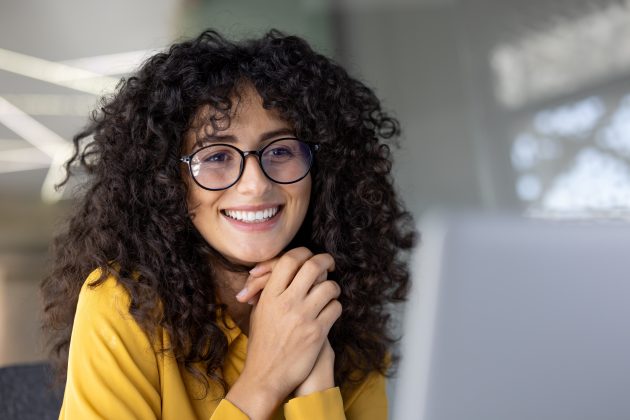 O que é Óleo Sérum? Entenda por que ele virou essencial na rotina capilar Foto 02 5 1 630x420 - O que é Óleo Sérum? Entenda por que ele virou essencial na rotina capilar